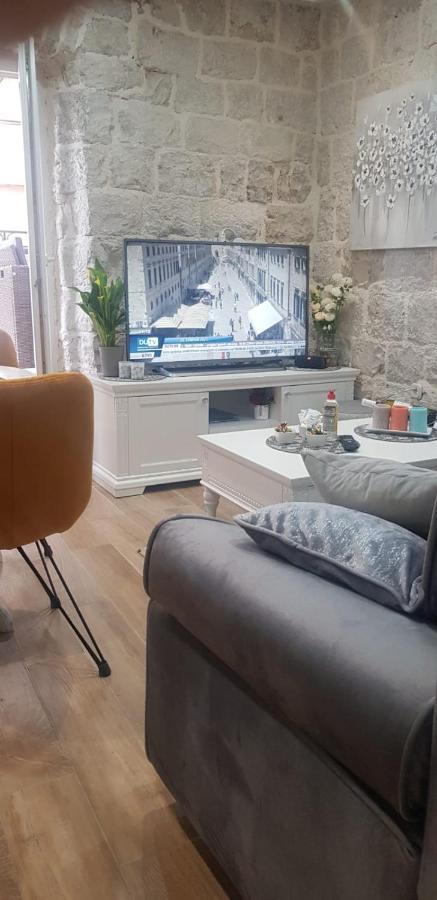 Cherry Luxury Apartment Корчула Екстер'єр фото