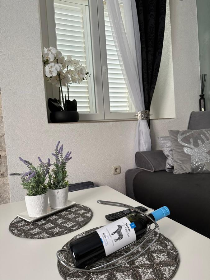 Cherry Luxury Apartment Корчула Екстер'єр фото
